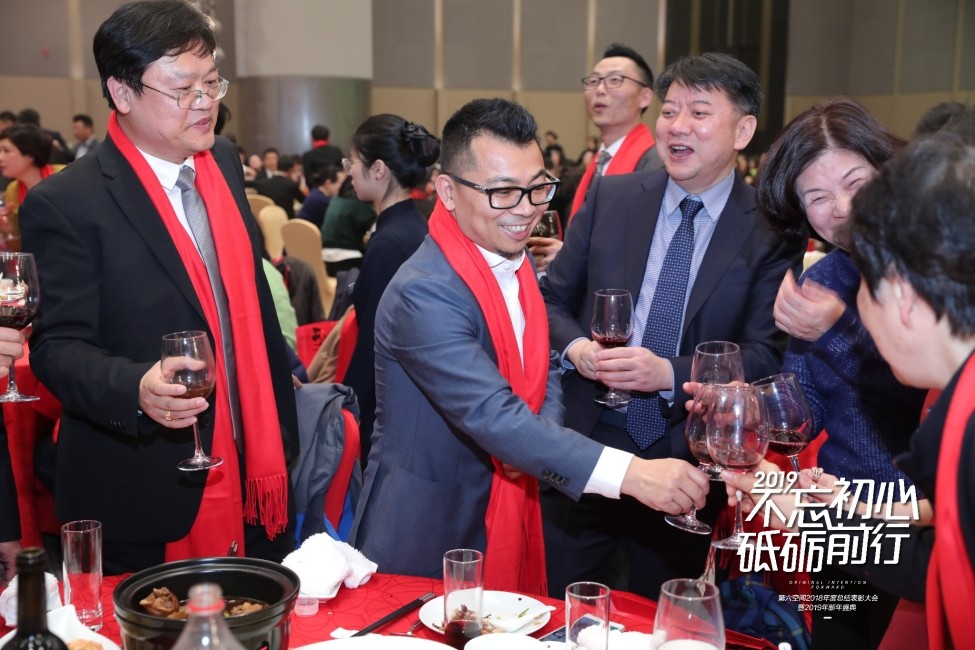 1553841703201880f9dn.jpg 1553841703201880f9dn.jpg